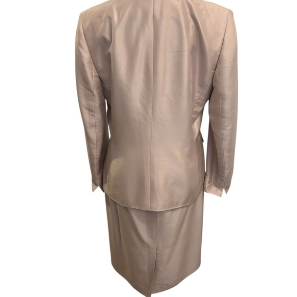 Vintage 100% Silk Kasper Cream Suit. Size 10 - Picture 4 of 8